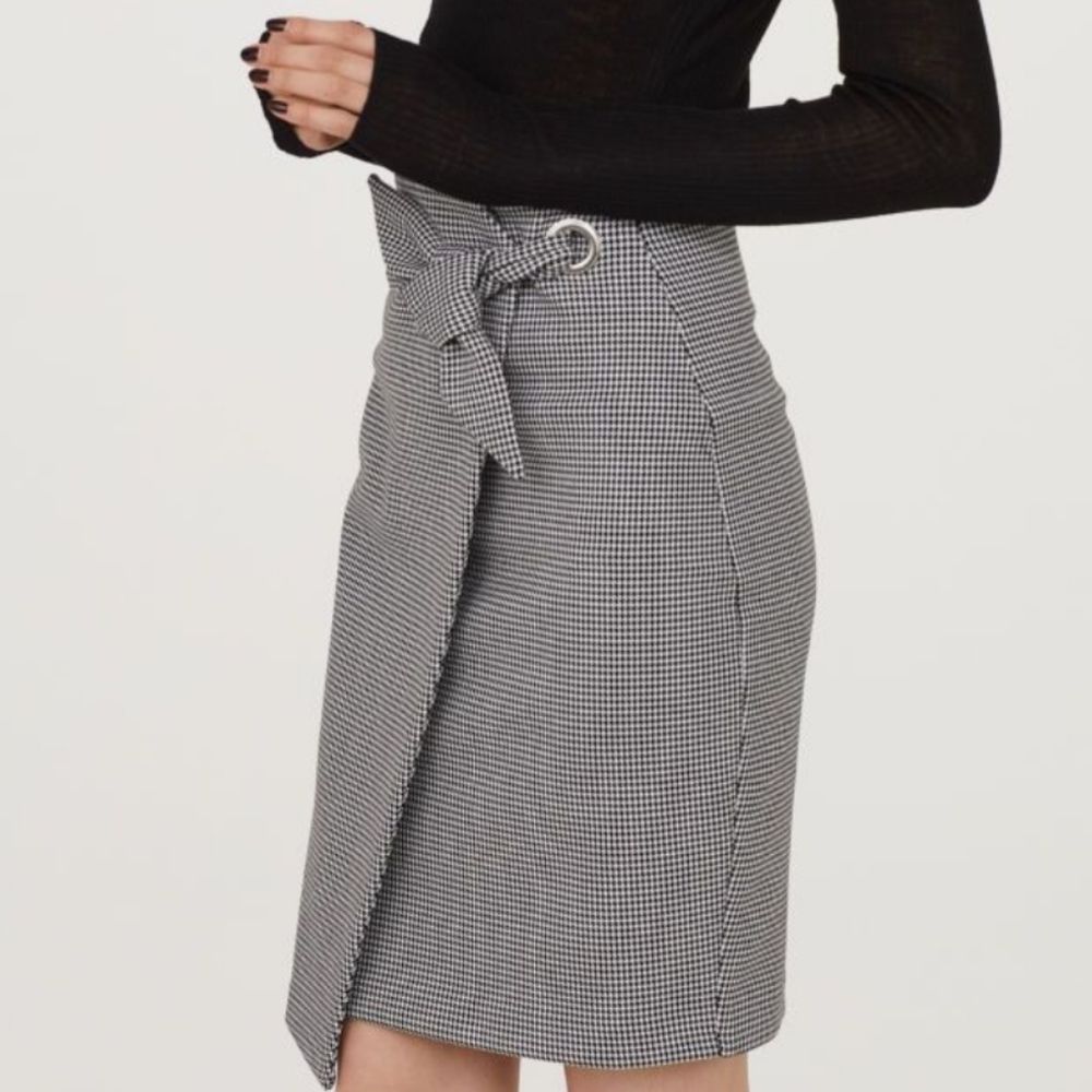 Houndstooth print high waist faux wrap skirt